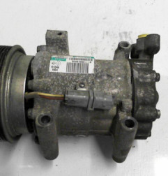 Compresseur clim RENAULT CLIO 3 Photo n°1