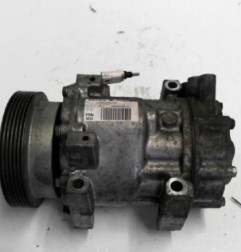 Compresseur clim DACIA SANDERO 1 Photo n°4