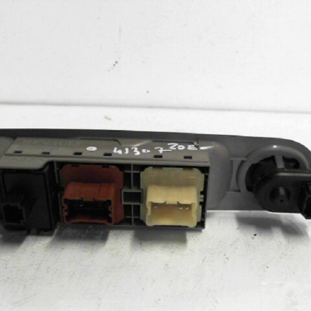 Interrupteur de leve vitre avant gauche RENAULT ZOE 1 Photo n°1