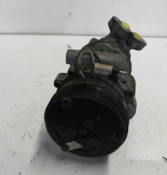 Compresseur clim RENAULT CLIO 2 Photo n°1