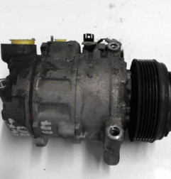 Compresseur clim BMW SERIE 1 E87 Photo n°1