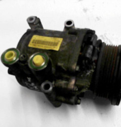 Compresseur clim FORD FIESTA 5 Photo n°1