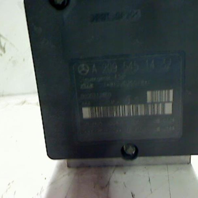 Bloc ABS (freins anti-blocage) MERCEDES CLASSE C 203 COUPE SPORT