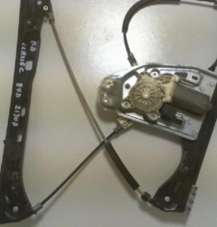 Leve vitre electrique avant droit MERCEDES CLASSE C 203 Photo n°3