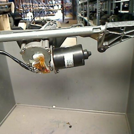 Moteur essuie glace avant MERCEDES CLASSE C 203 Photo n°1