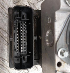 Bloc ABS (freins anti-blocage) OPEL CORSA D