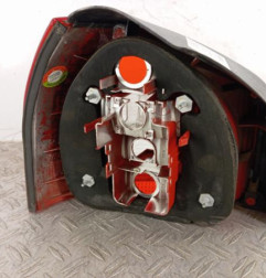 Feu arriere principal droit (feux) AUDI A3 1 Photo n°3