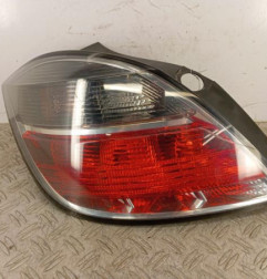 Feu arriere principal gauche (feux) OPEL ASTRA H Photo n°1