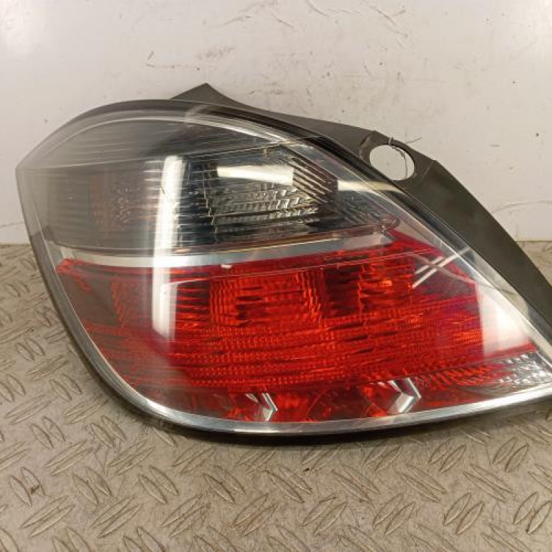 Feu arriere principal gauche (feux) OPEL ASTRA H