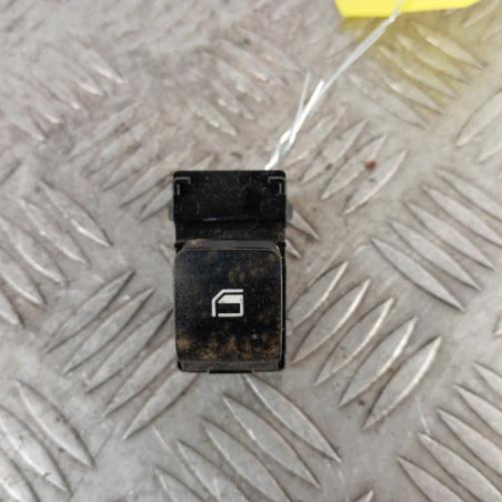 Interrupteur de leve vitre arriere gauche HYUNDAI I 20 3 Photo n°1