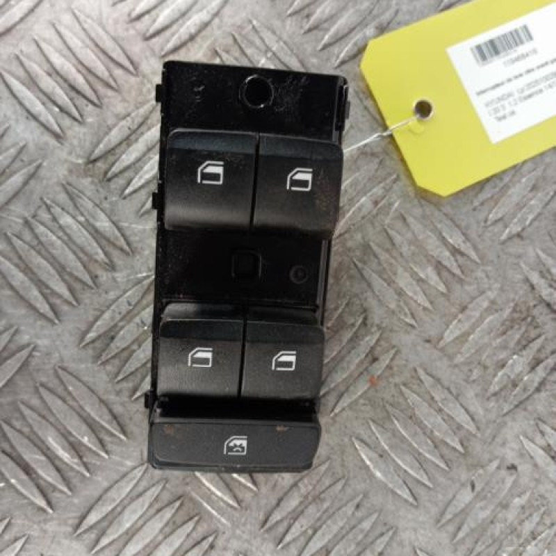 Interrupteur de leve vitre avant gauche HYUNDAI I 20 3