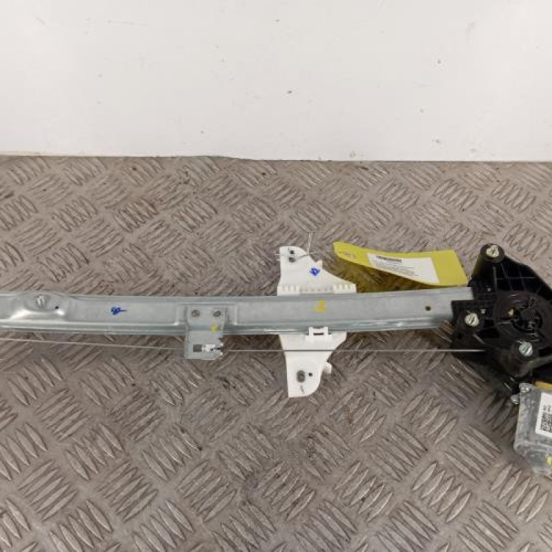 Leve vitre electrique arriere droit HYUNDAI I 20 3