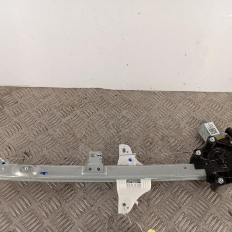 Leve vitre electrique arriere gauche HYUNDAI I 20 3
