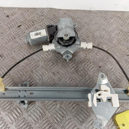 Leve vitre electrique arriere droit NISSAN QASHQAI 1