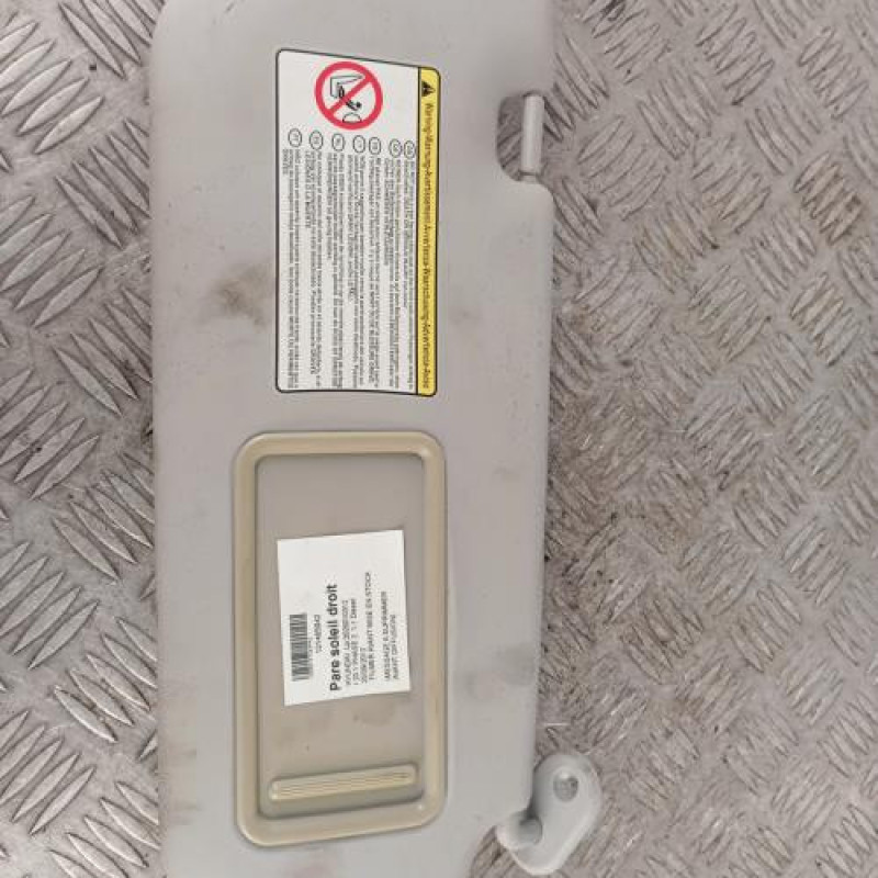 Pare soleil droit HYUNDAI I 20 1