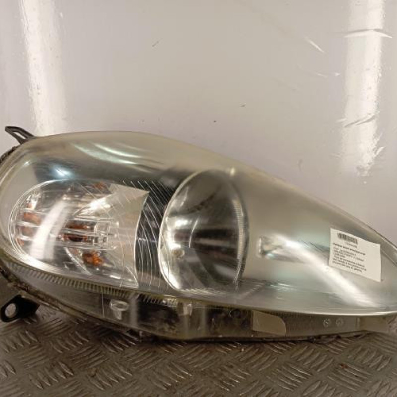 Optique avant principal droit (feux)(phare) FIAT GRANDE PUNTO