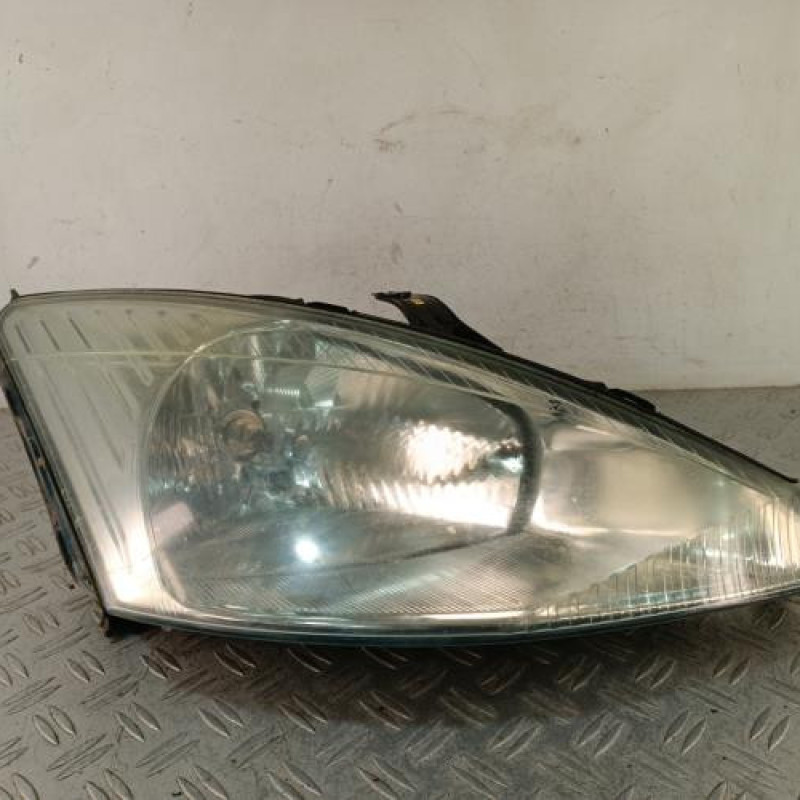 Optique avant principal droit (feux)(phare) FORD FOCUS 1