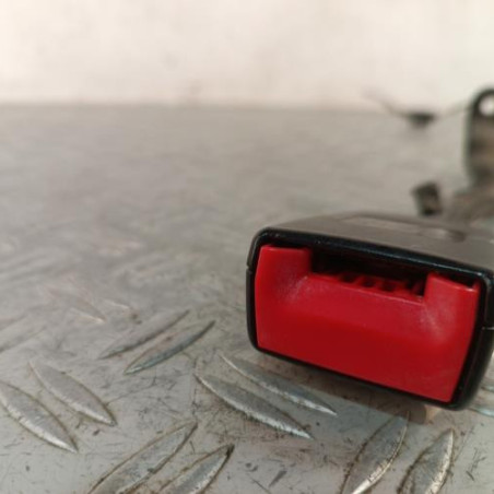 Attache ceinture avant droit VOLKSWAGEN GOLF 6