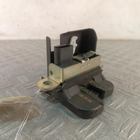 Serrure de hayon VOLKSWAGEN GOLF 6 Photo n°1