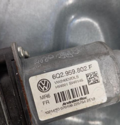 Leve vitre electrique avant gauche VOLKSWAGEN POLO 4 Photo n°3