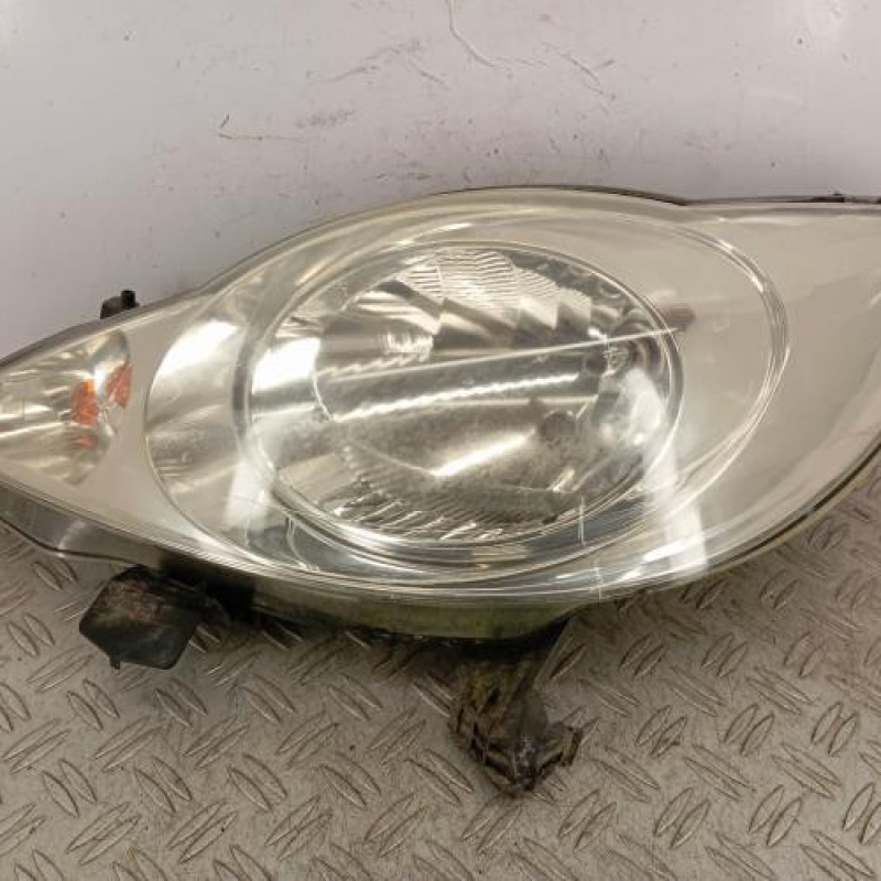 Optique avant principal gauche (feux)(phare) PEUGEOT 107