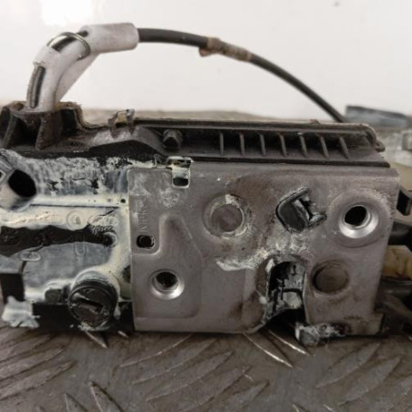 Serrure avant gauche PEUGEOT 208 1