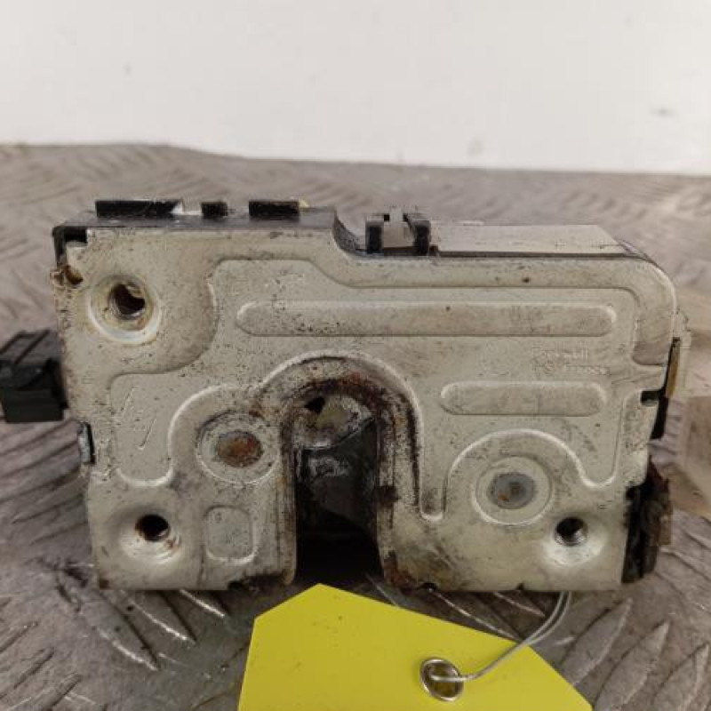Serrure arriere gauche RENAULT CLIO 2