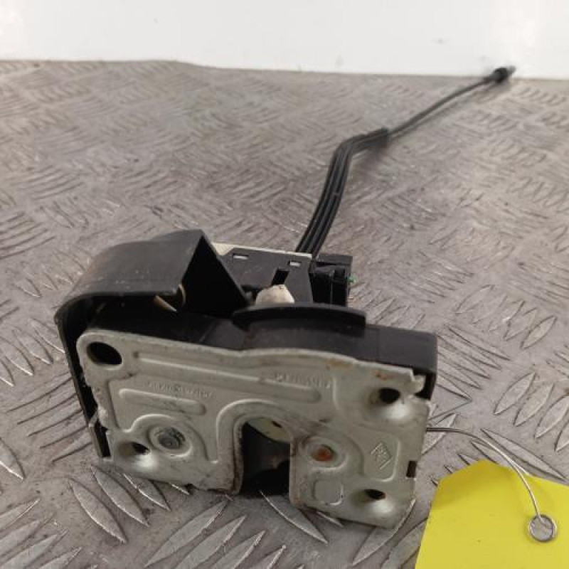 Serrure avant droit RENAULT CLIO 2