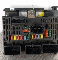 Boitier servitude moteur (BSM) PEUGEOT 407 Photo n°1