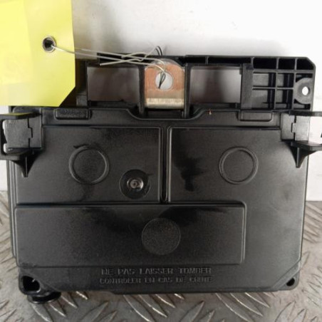 Boitier servitude moteur (BSM) PEUGEOT 407