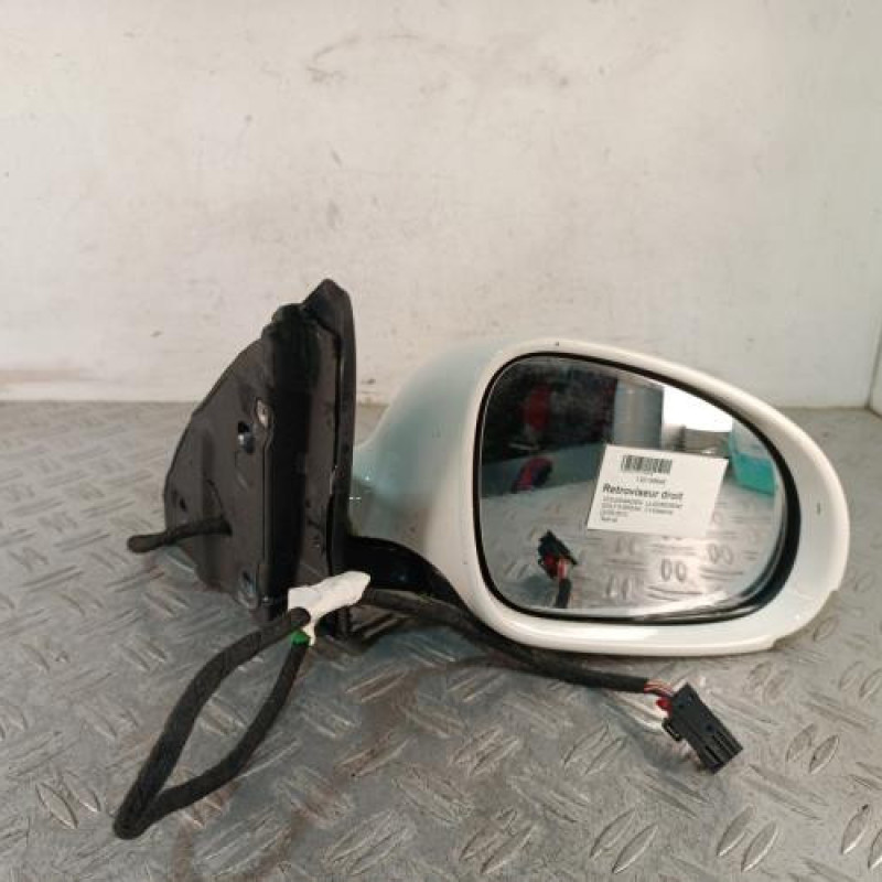 Retroviseur droit VOLKSWAGEN GOLF 6