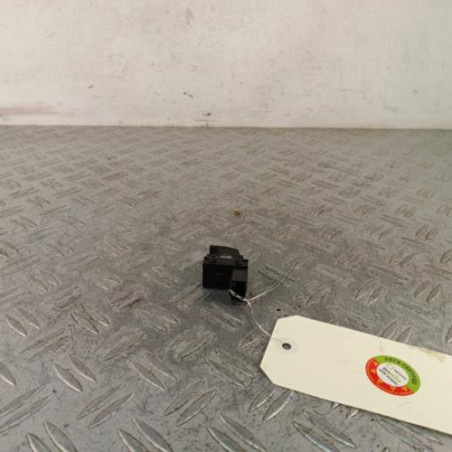 Interrupteur de leve vitre arriere droit VOLKSWAGEN GOLF 6