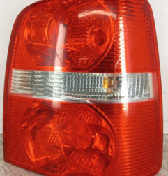 Feu arriere principal droit (feux) VOLKSWAGEN TOURAN 1 Photo n°1