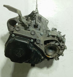 Boite de vitesses VOLKSWAGEN POLO 4 Photo n°3