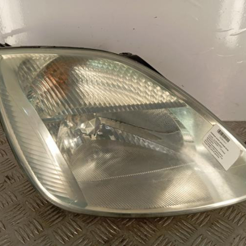 Optique avant principal droit (feux)(phare) FORD FIESTA 5