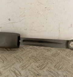 Attache ceinture avant gauche PEUGEOT 107 Photo n°1