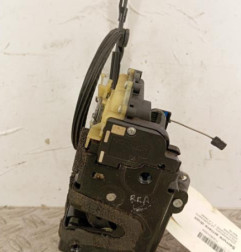 Serrure arriere droit VOLKSWAGEN POLO 4 Photo n°1