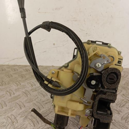 Serrure arriere droit VOLKSWAGEN POLO 4