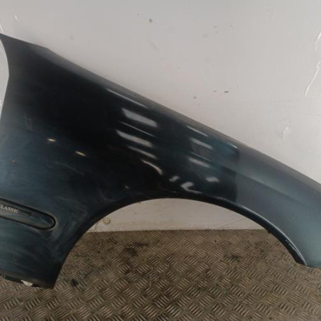 Aile avant droit MERCEDES CLASSE C 203 Photo n°1