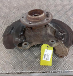 Moyeu avant gauche BMW X1 E84 Photo n°1