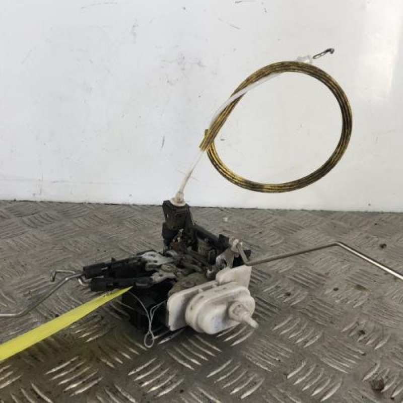 Serrure avant gauche AUDI A3 1