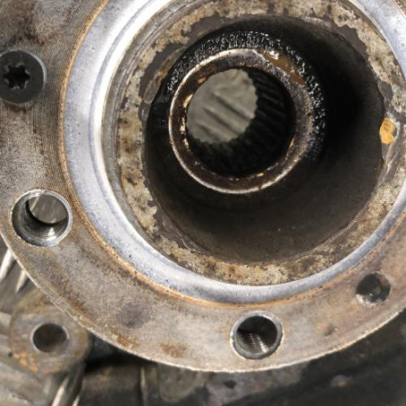 Moyeu avant gauche PEUGEOT 308 2