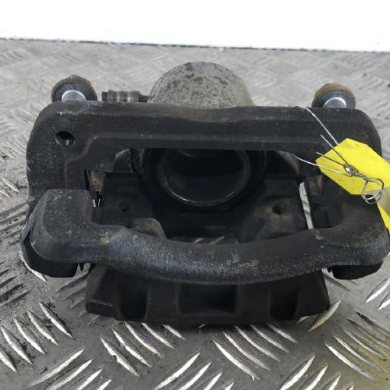 Etrier avant gauche (freinage) PEUGEOT 308 2