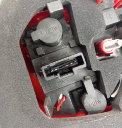 Feu arriere principal droit (feux) PEUGEOT 206+ Photo n°4