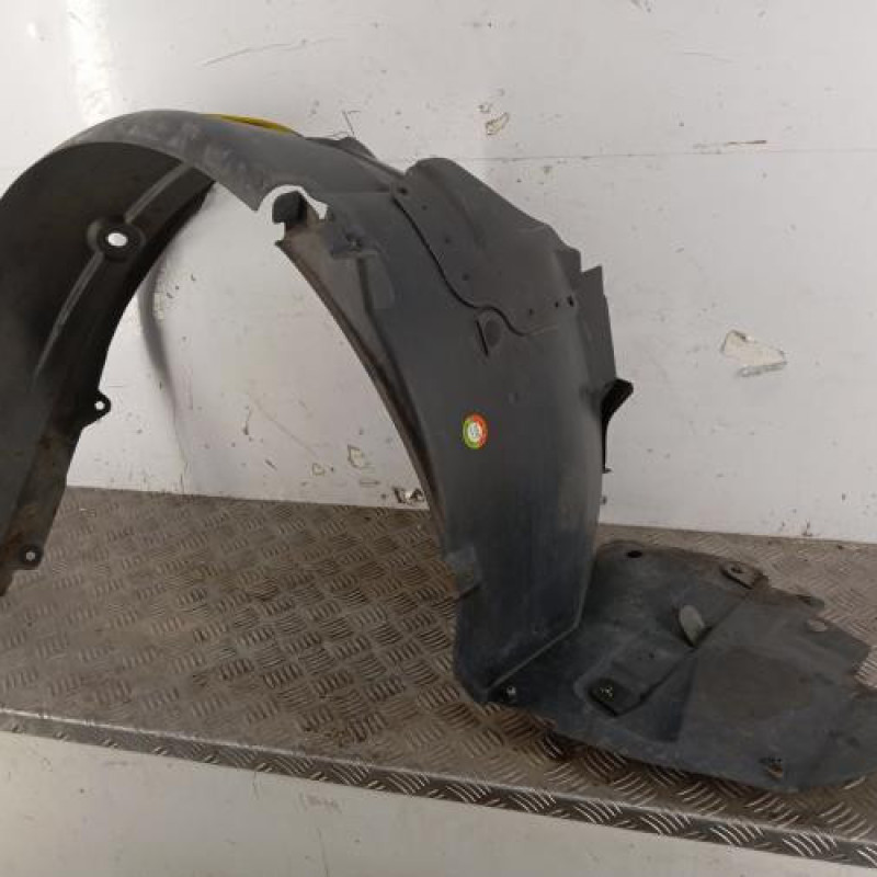 Pare boue avant droit RENAULT LAGUNA 3