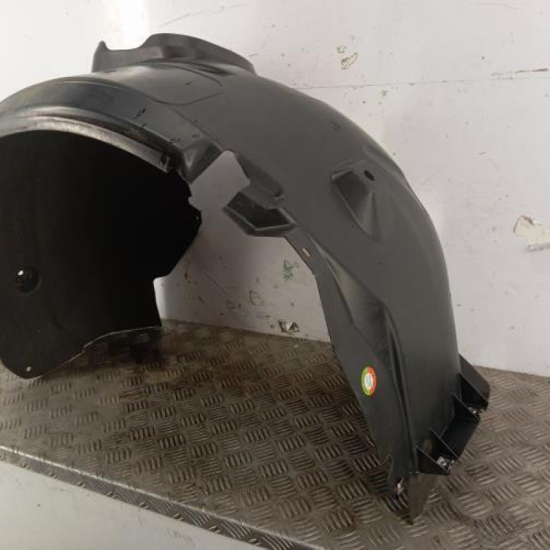 Pare boue avant droit FORD FOCUS 3