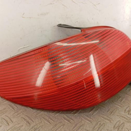 Feu arriere principal gauche (feux) PEUGEOT 206 Photo n°1