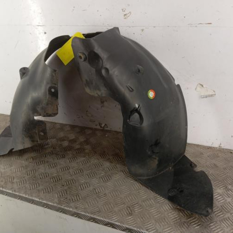 Pare boue avant gauche PEUGEOT 206