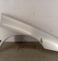 Aile avant droit PEUGEOT 406 Photo n°1