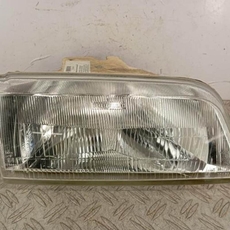 Optique avant principal droit (feux)(phare) CITROEN ZX